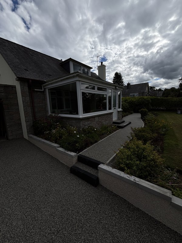 Resin Bound Driveway & Pathways