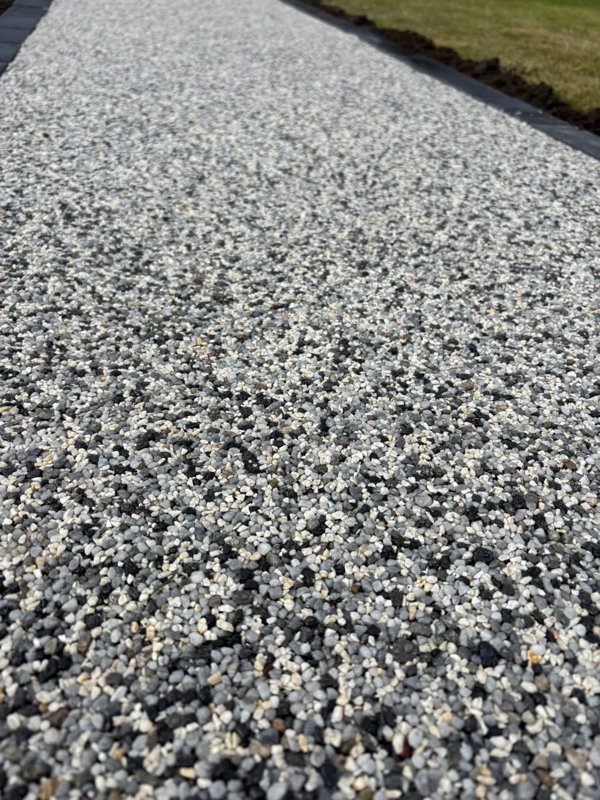 Resin Bound pathway - Elgin - 2025-05 - After